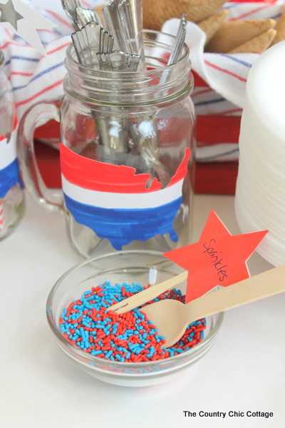 Patriotic Sundae Party -- throw a simple ice cream party with these fun ideas.  Perfect for summer or the Fourth of July.