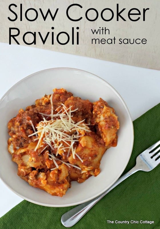 Slow Cooker Ravioli with Meat Sauce -- a great recipe to cook in your crock pot for busy nights on the go.