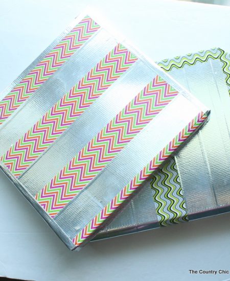 Customize your back to school binder with Duck Tape and this great video tutorial.