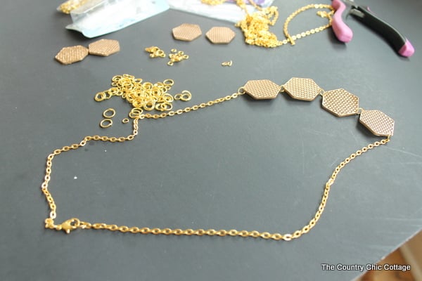 Creating a geometric lace necklace made from shrink plastic