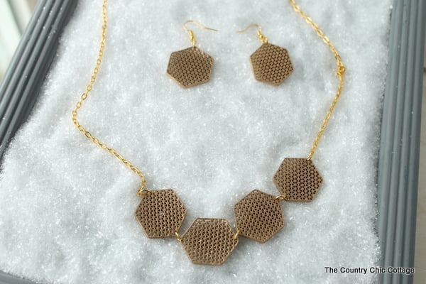 Geometric Lace Jewelry from Shrink Plastic! An elegant necklace and earrings that can easily be made at home with shrink plastic!