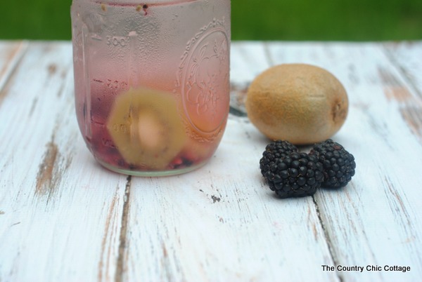 Kiwi Blackberry Infused Water Recipe -- try this infused water recipe for a refreshing treat.