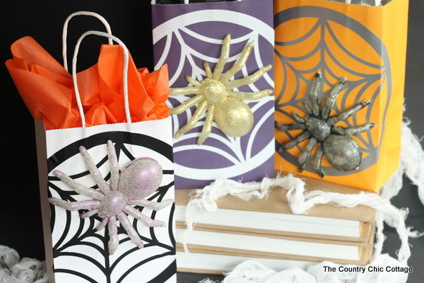 Scarecrow DIY Halloween Treat Bags - Angie Holden The Country Chic Cottage