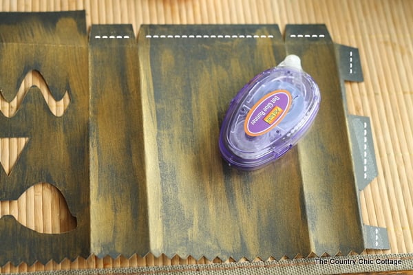 dot glue runner adhesive to put the bag together