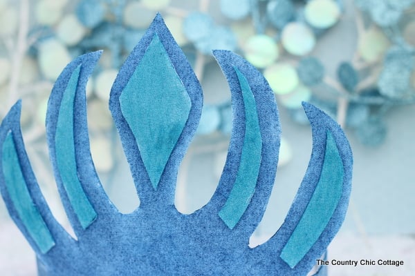 Finished Elsa crown made from stiff felt cut with a Cricut machine.