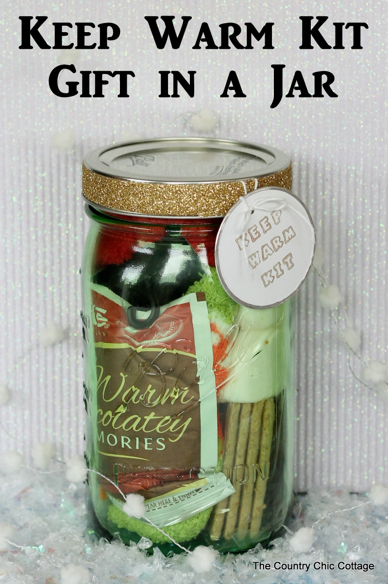 Keep warm kit gift in a jar -- perfect for cold winter holidays! See the list of things to add to this fun mason jar gift idea!