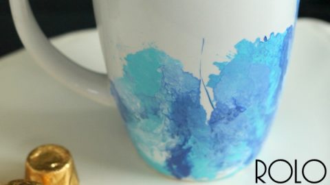 https://www.thecountrychiccottage.net/wp-content/uploads/2014/10/make-your-own-marbled-mug-010-480x270.jpg