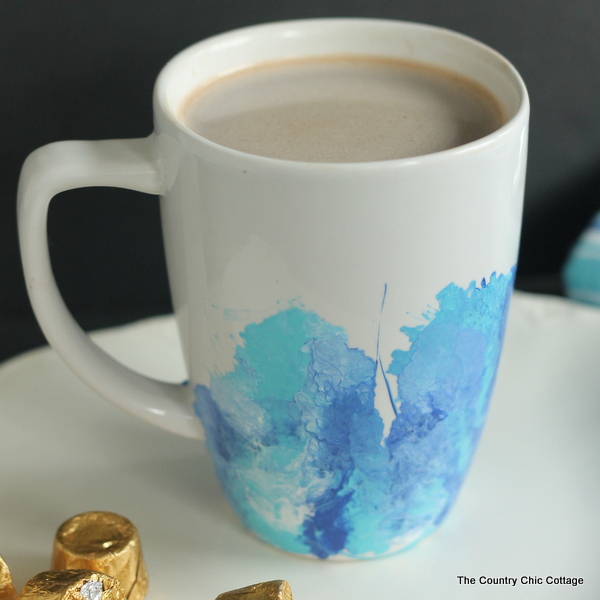 Make your own marbled mug with this great craft tutorial.  A simple technique using craft paint and a straw.