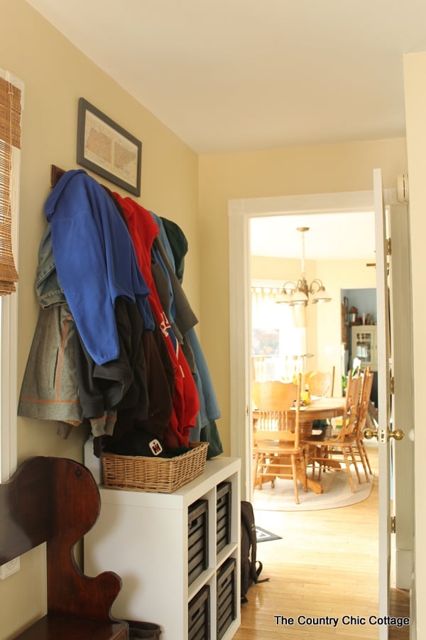 A view from the mudroom into the dining room.