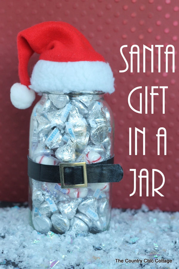 Santa gift in a jar -- can be made in minutes for a budget gift that is adorable! After all we all love mason jars!