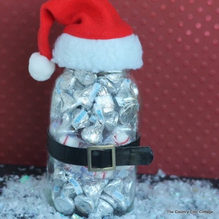 Santa gift in a jar -- can be made in minutes for a budget gift that is adorable! After all we all love mason jars!