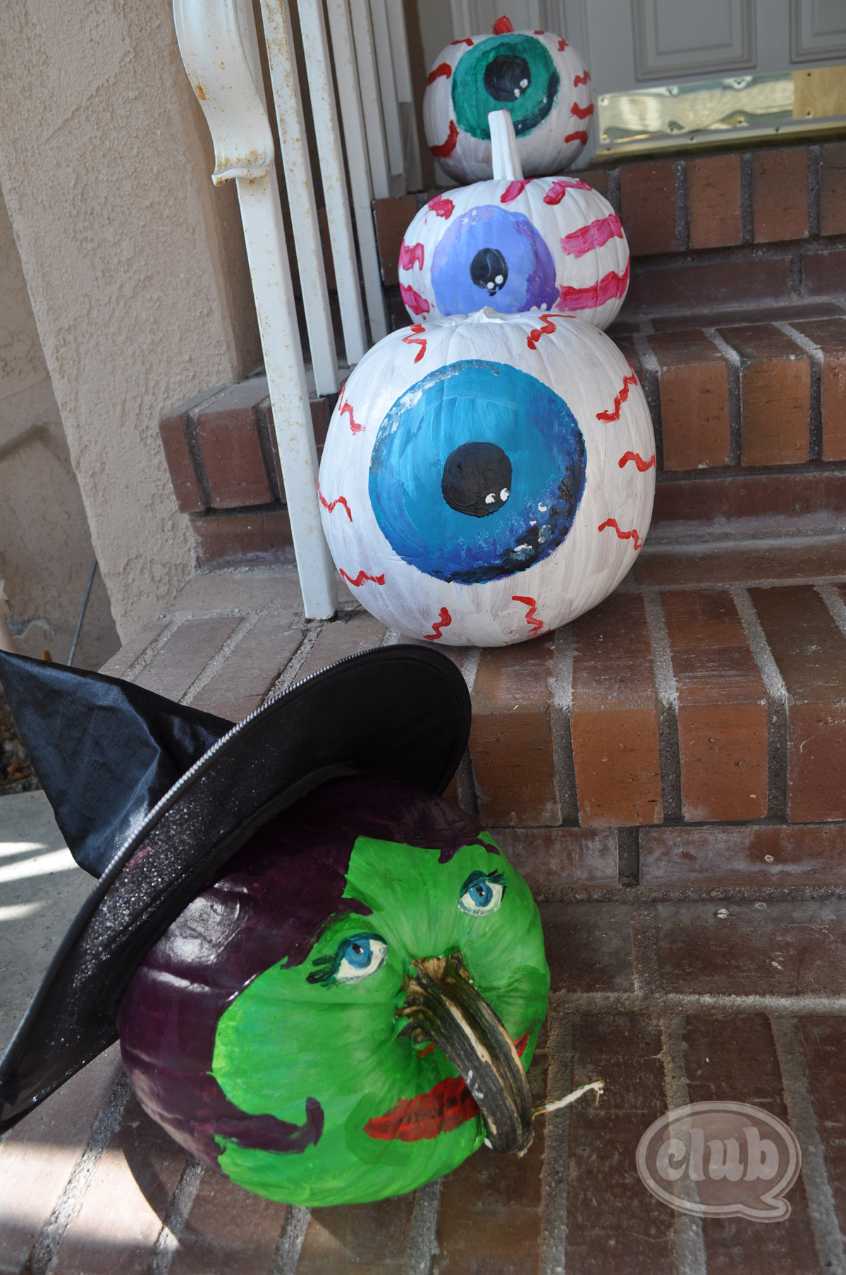 painted eye pumpkins