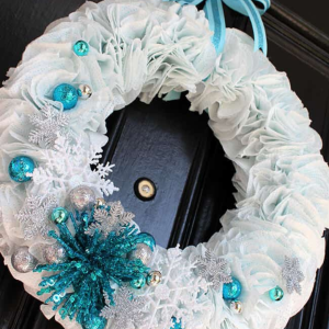 Frozen Christmas Decor by Sandy Toes And Popsicles