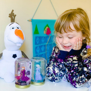 Frozen Snow Globes by Mickey Blog