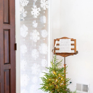 How to Make Paper Snowflakes Into a Window Decoration by In My Own Style