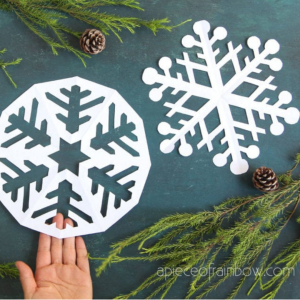 Make Paper Snowflakes by A Piece Of Rainbow