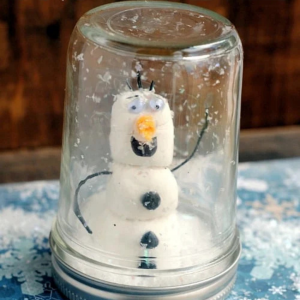 Olaf Mason Jar Snow Globe by Freebie Finding Mom
