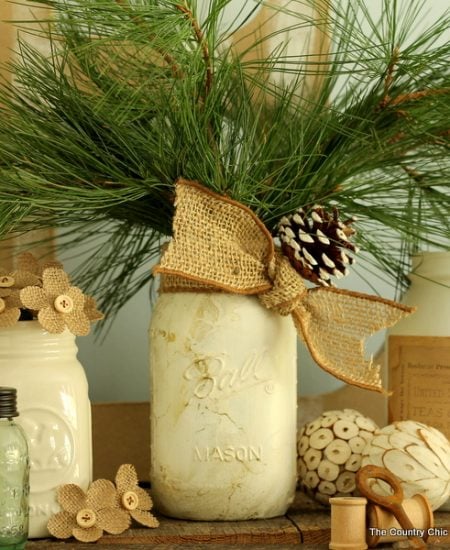 Gold Marbled Mason Jar -- add a marbled effect to a white mason jar for a fun fall or winter display!