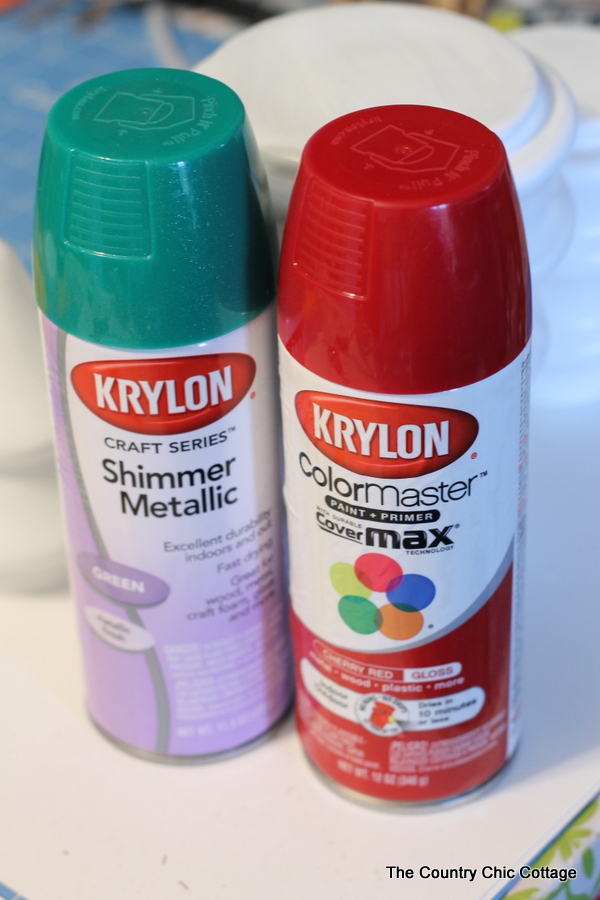 krylon paint in green and red