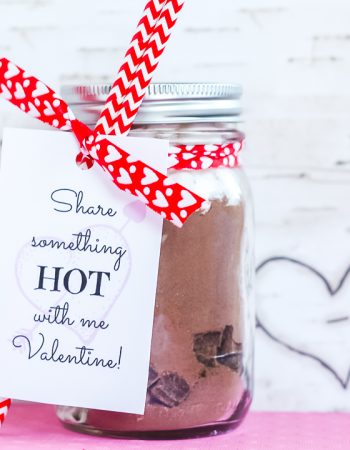 hot chocolate gift in a jar