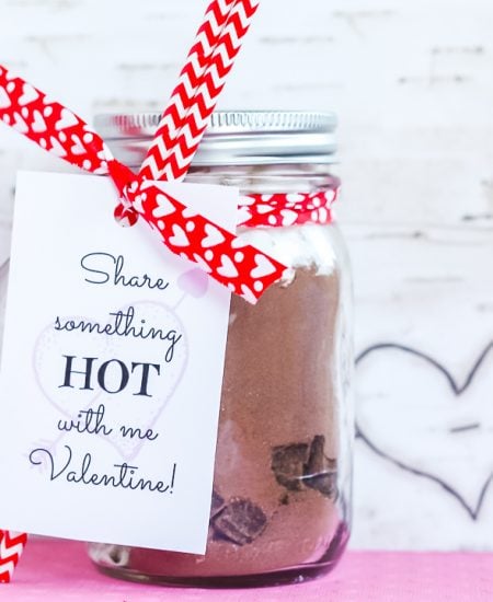 hot chocolate gift in a jar