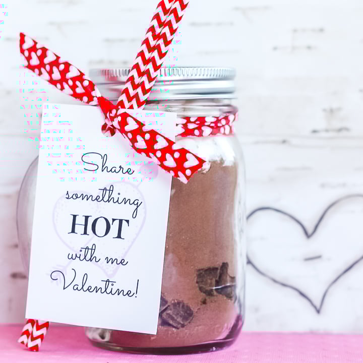 cadeau de chocolat chaud dans un pot