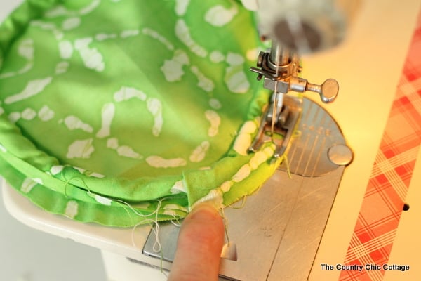 sewing ends of a pillow on sewing machine 