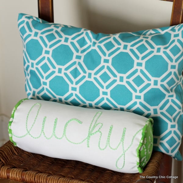 How to sew a bolster pillow for St. Patrick's Day 