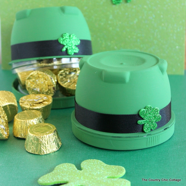 Leprechaun, hat treats