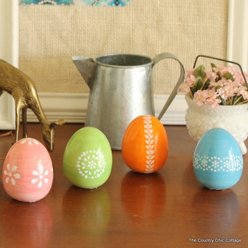 How to Make Pom Pom Yarn Easter Eggs Angie Holden The Country Chic