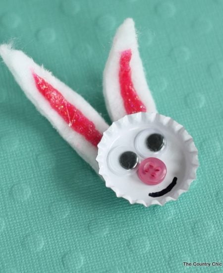 Bottle cap bunny -- a quick and easy craft for kids for Easter!