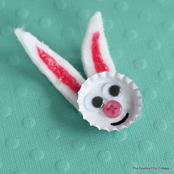 Bottle cap bunny craft