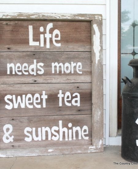 Rustic Sweet Tea Sign -- a great sign for outdoors and easy to make as well!