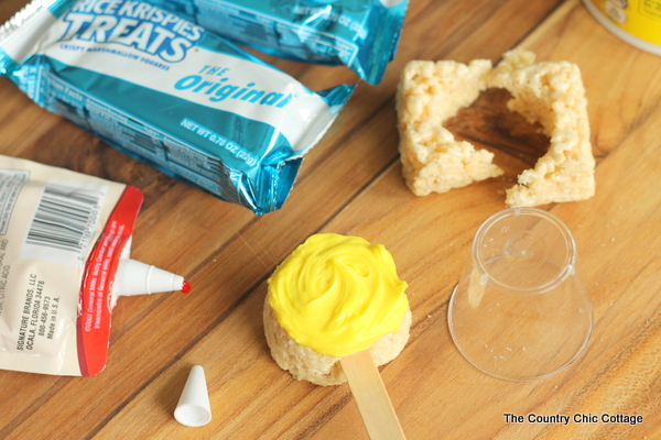 Fun softball treats made from packaged Rice Krispie treats!