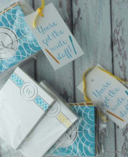 Teacher Appreciation Gift Idea -- add monogrammed notepads and cards to a fun gift bag with this free printable tag for a perfect teacher gift in minutes.