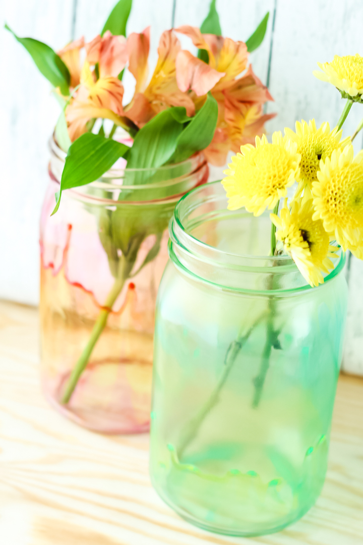 using mason jars as vases