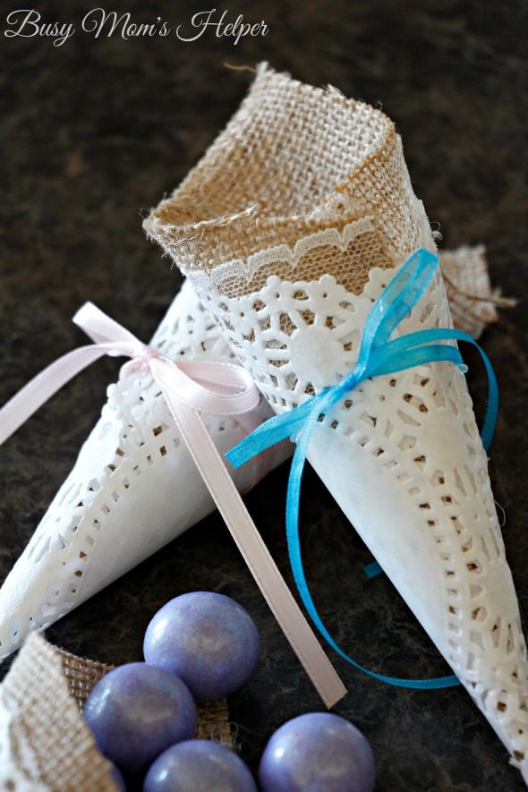 Quick and easy wedding craft ideas for your ceremony and reception.