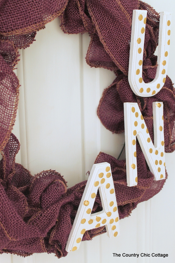 Dye burlap then create a gorgeous wreath to show off your school pride!  Create one for your college or high school!