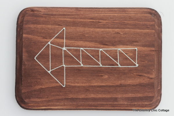 How to make geometric string art in any shape! Great step by step instructions!