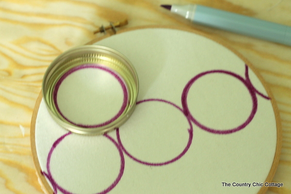 Use markers to create this unique watercolor hoop art in just minutes!  A fun craft project that anyone can make!