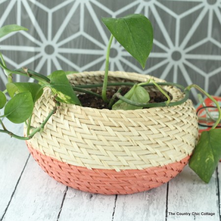 Great ideas for making paint dipped baskets and using them in your home.