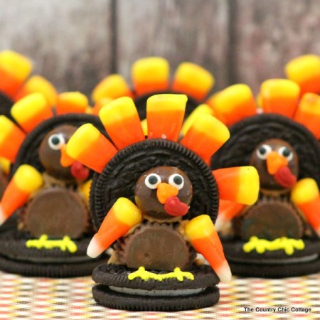 These turkey treats are so easy to make! Try then in the fall for Thanksgiving!