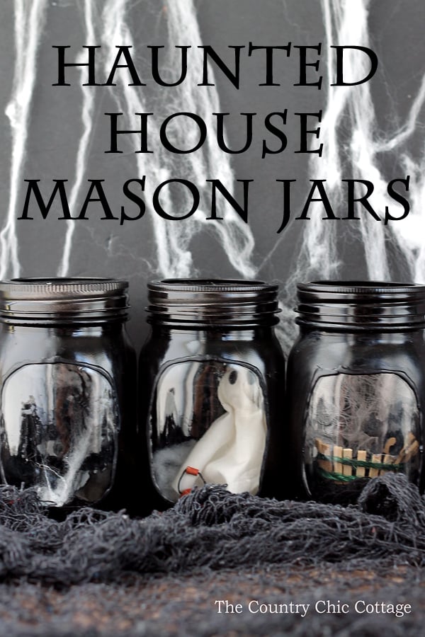 Make a DIY ghost in a jar craft with these instructions! In fact, you can use these steps to make an entire haunted house mason jar scene! #ghostinajar #masonjar #halloween #jarcrafts #halloweencrafts 