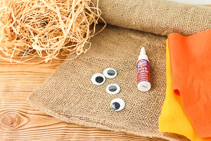 fournitures pour faire des sacs de friandises pour halloween