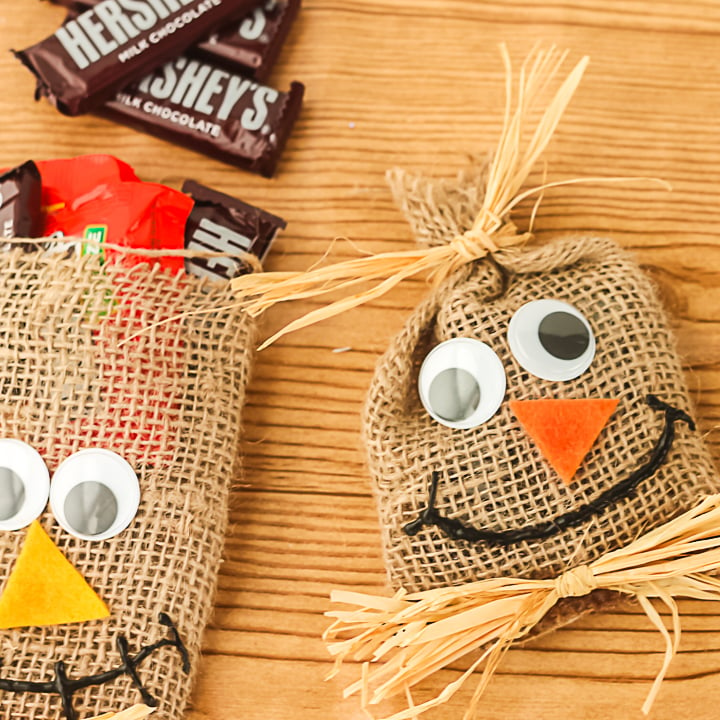 Cute DIY Halloween Snack Jar Craft - Angie Holden The Country Chic Cottage