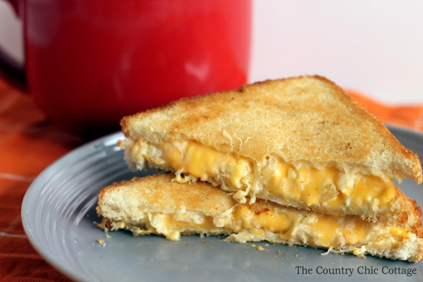 Grilled Pineapple Cheese Sandwich Recipe -- I must try this!