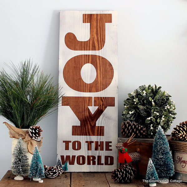 easy rustic wood sign for Christmas