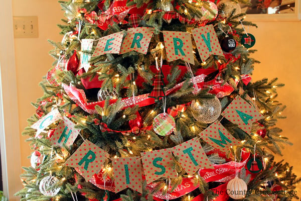 rustic farmhouse Christmas tree with plaid ornaments