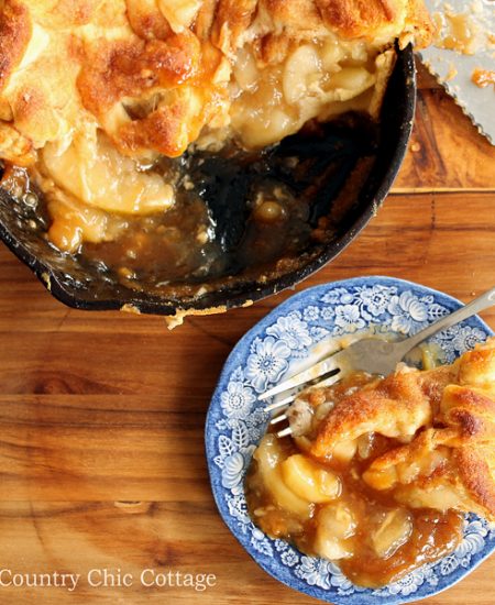 Make this skillet caramel apple pie recipe today! Uses crescent rolls as pie crust for an unexpected twist! So simple to make!