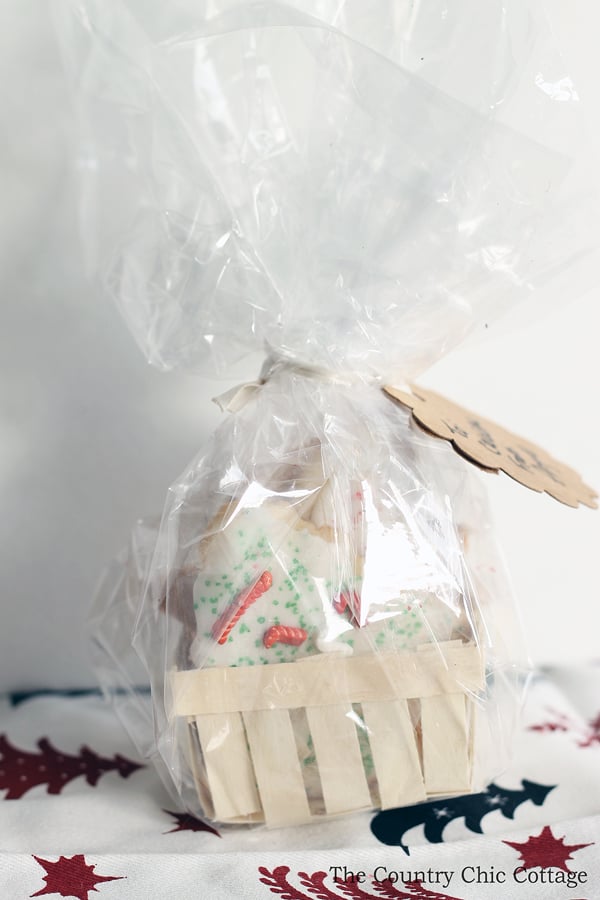 wooden baskets for edible gifts